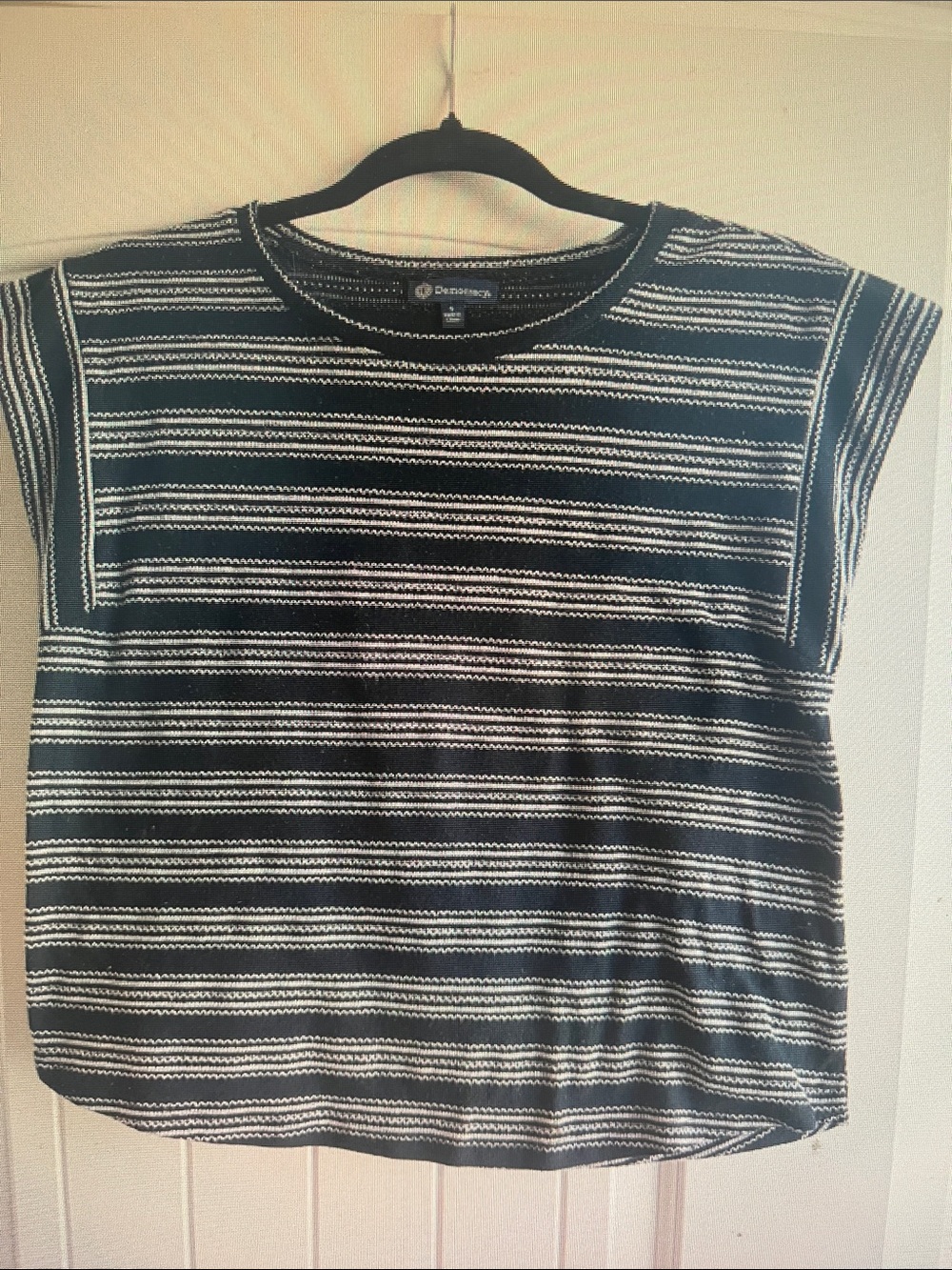 Democracy Black & White Striped Crewneck Cap Sleeve Top